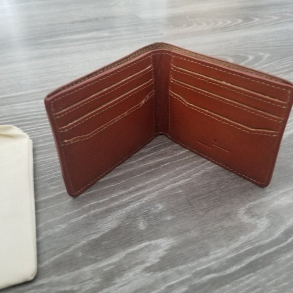 **SOLD** Frank and Oak brown leather wallet - Picture 2 of 3